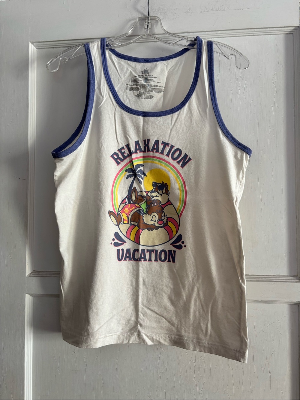 Disney Parks Chip and Dale Relaxation Vacation tank top XS